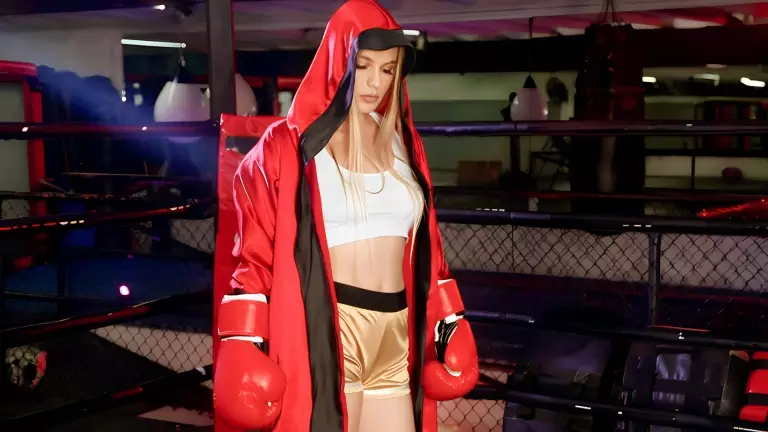 Boxing Babe